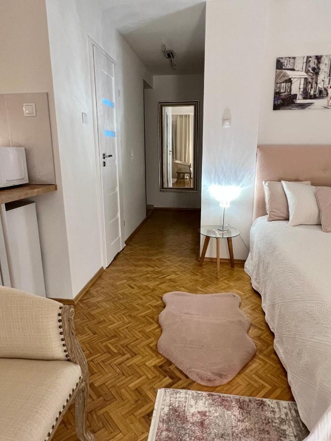 Louis & Elza Old Town Romantic Apartments Wrocław Extérieur photo