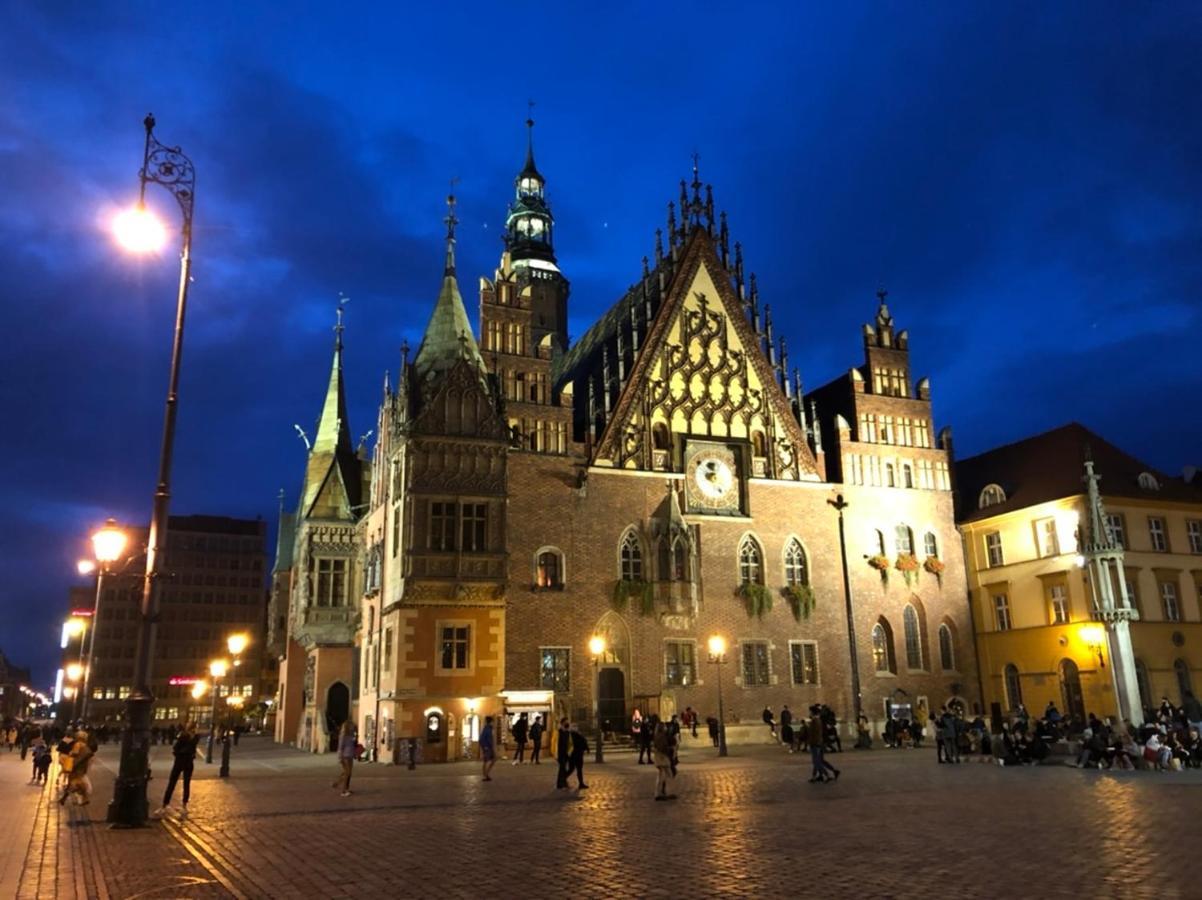 Louis & Elza Old Town Romantic Apartments Wrocław Extérieur photo